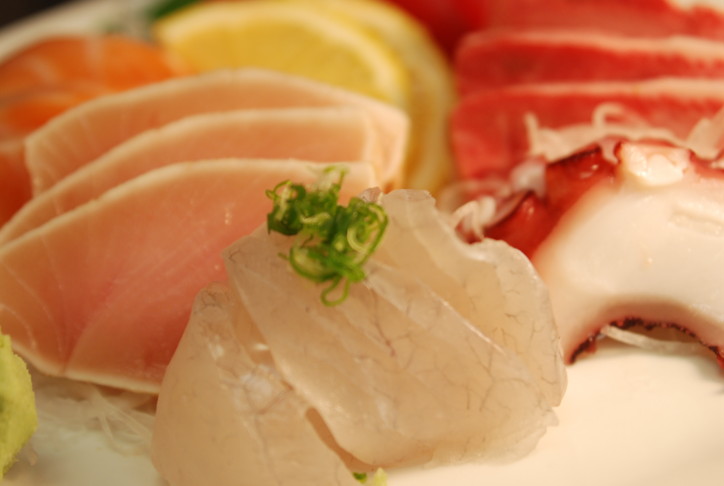 MIX SASHIMI
